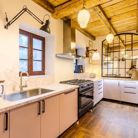 Four Bedroom Luxury By The With Infrasauna And Grill ヴィラ