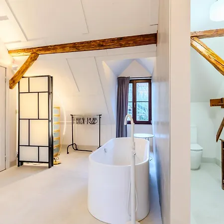 Four Bedroom Luxury By The With Infrasauna And Grill ヴィラ Jevany