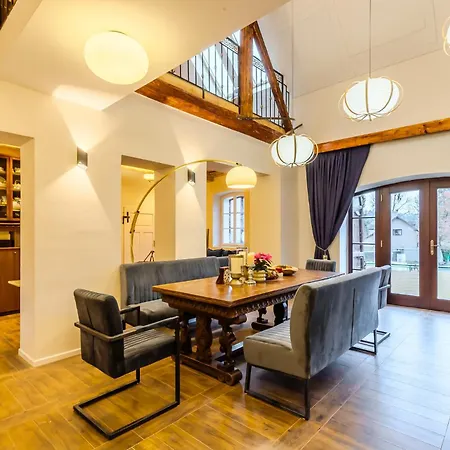 Four Bedroom Luxury By The With Infrasauna And Grill فيلة